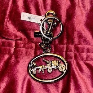 COACH - HORSE & CARRIAGE BAG CHARM/KEYCHAIN (NWT) silver 5397